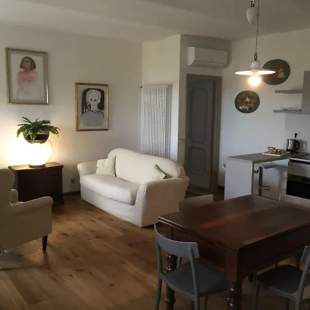 Cascina Delle Rose Κατάλυμα σε φάρμα *